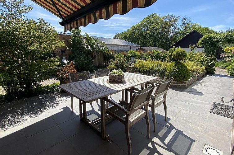 VZ840 Vrijstaand Vakantiehuis in Aardenburg