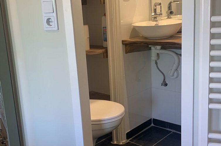 Klein Herenhuis aan de Kaai in centrum Sluis