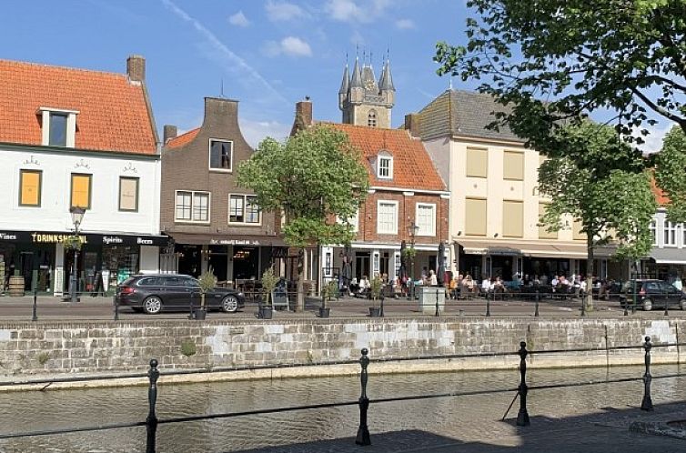 Klein Herenhuis aan de Kaai in centrum Sluis