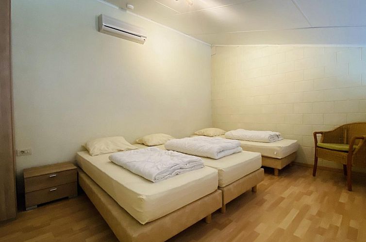 VZ008 Vakantiewoning Groede