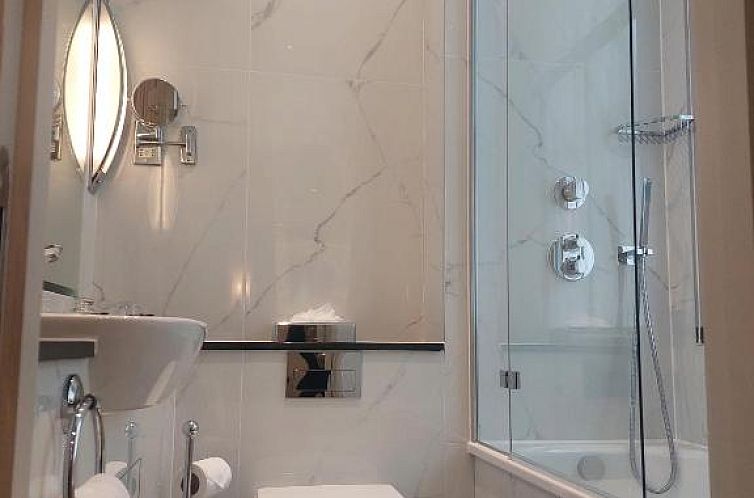 Fitzrovia Hotel