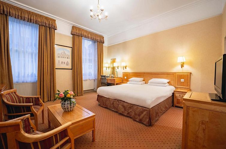 Grange Buckingham Hotel