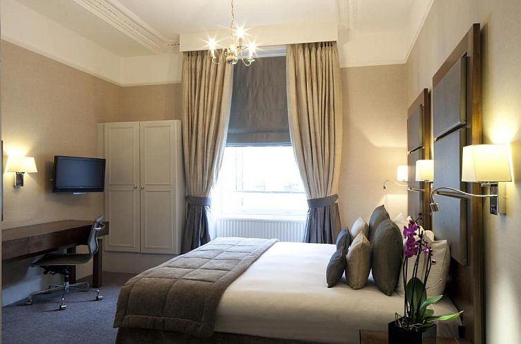 Strathmore Hotel