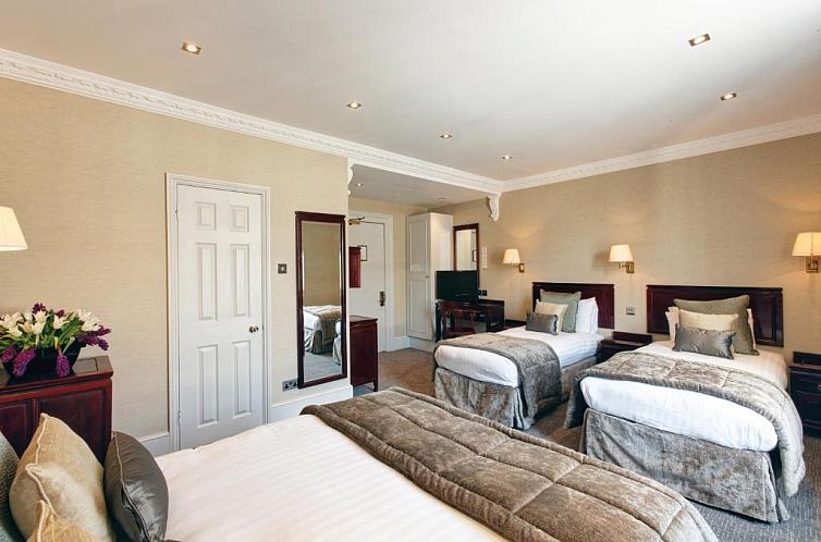 Strathmore Hotel