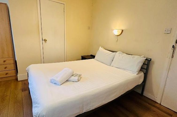 Lonsdale Hotel