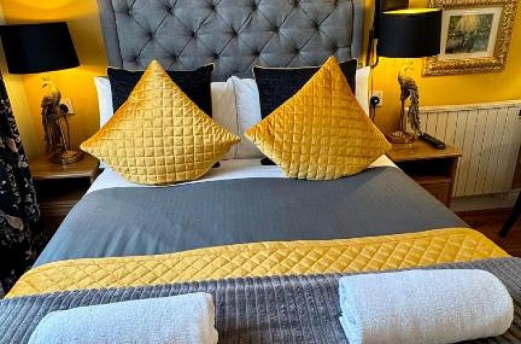Piccolino Hyde Park Hotel