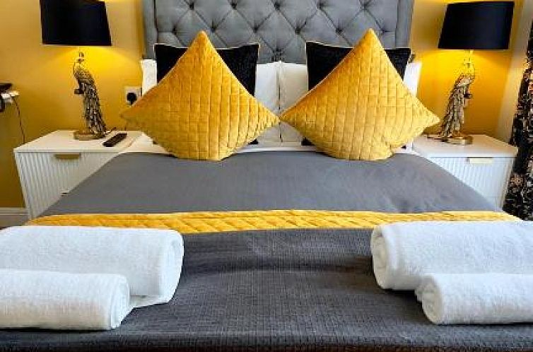 Piccolino Hyde Park Hotel
