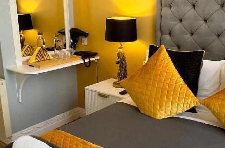 Piccolino Hyde Park Hotel