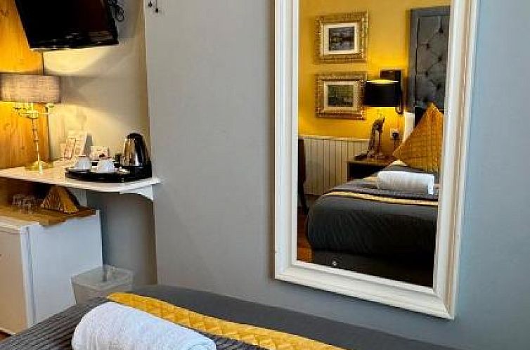 Piccolino Hyde Park Hotel