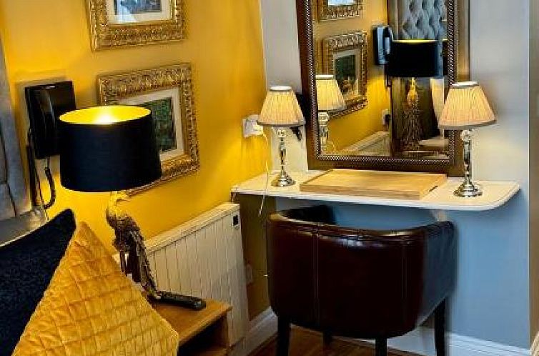 Piccolino Hyde Park Hotel