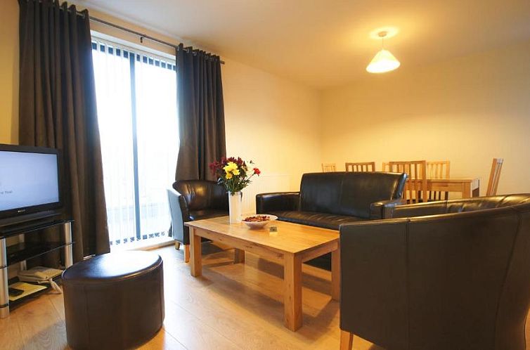 Crompton Court Apartments