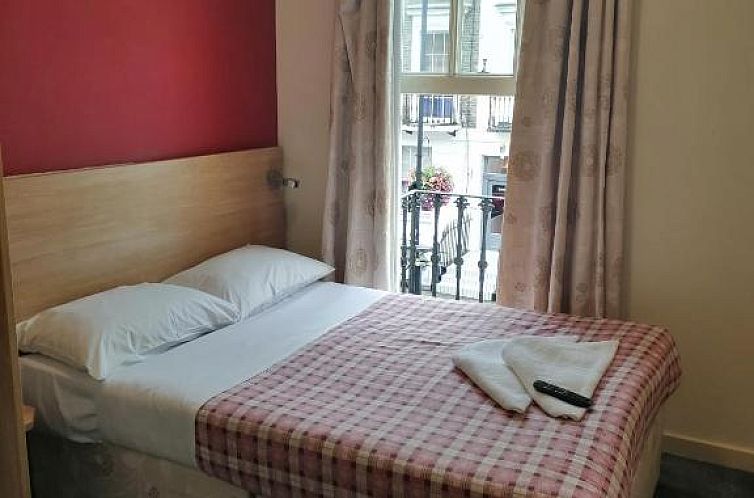 Colliers Hotel