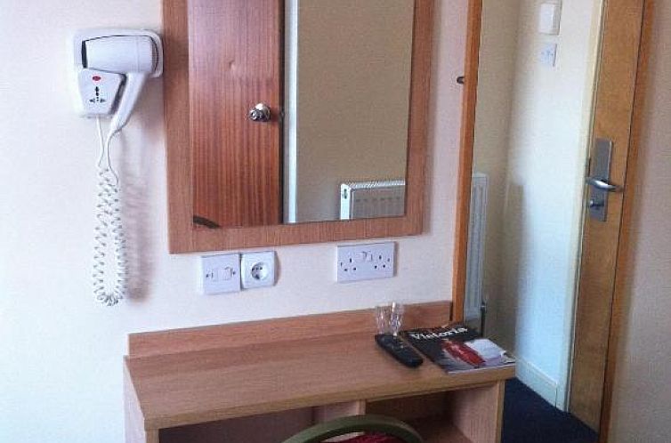 Colliers Hotel