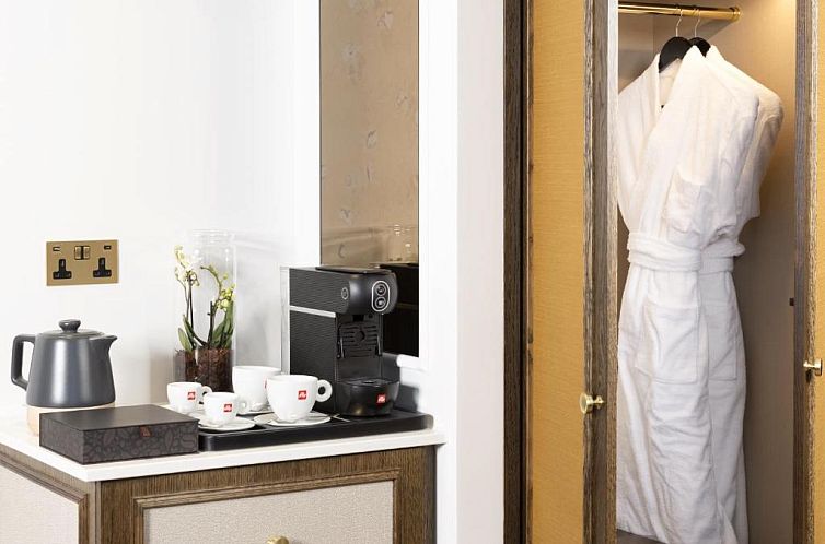 Holiday Inn London Oxford Circus, an IHG Hotel