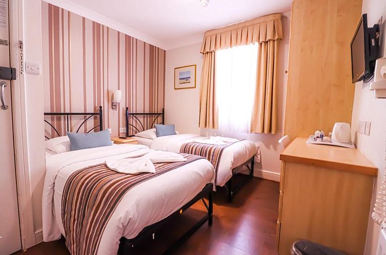 Fairway Hotel