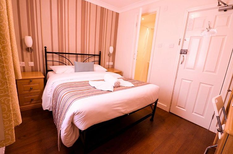 Fairway Hotel