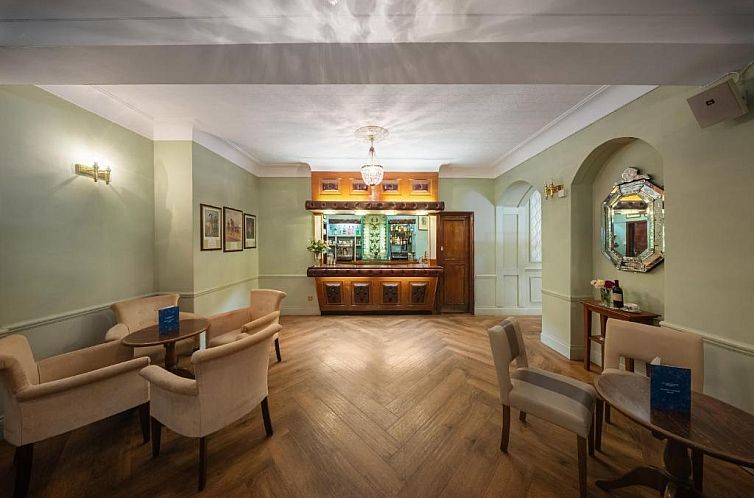 The Clarendon Hotel