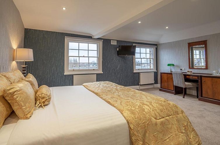 The Clarendon Hotel
