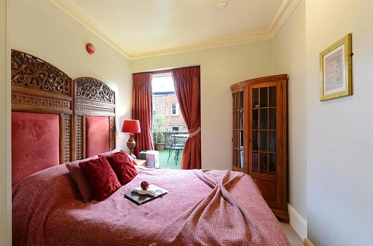 Twenty Nevern Square Hotel