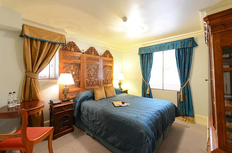 Twenty Nevern Square Hotel