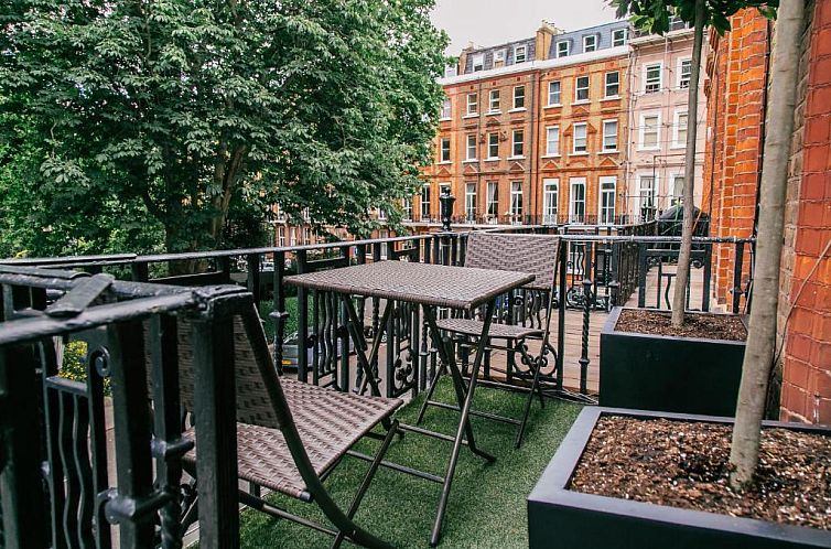 Twenty Nevern Square Hotel