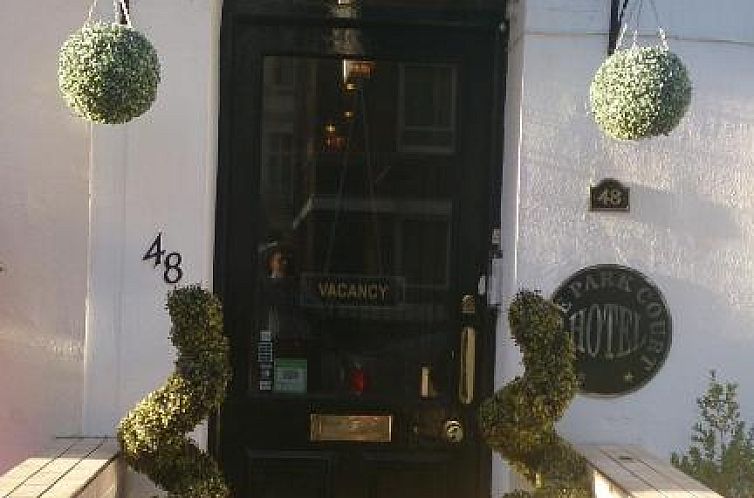 Hyde Park Court Hotel