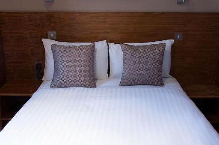 Guest house 634065409 - Apartment England - Garden View Hotel