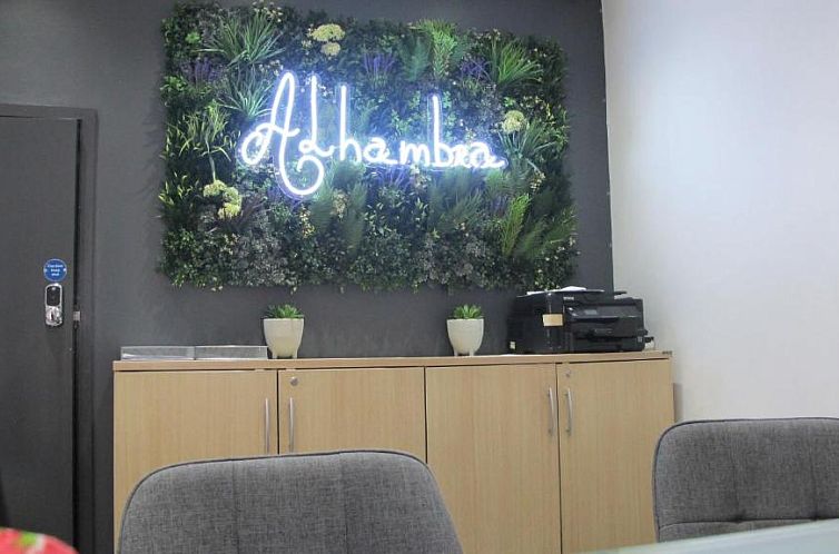 Alhambra Hotel