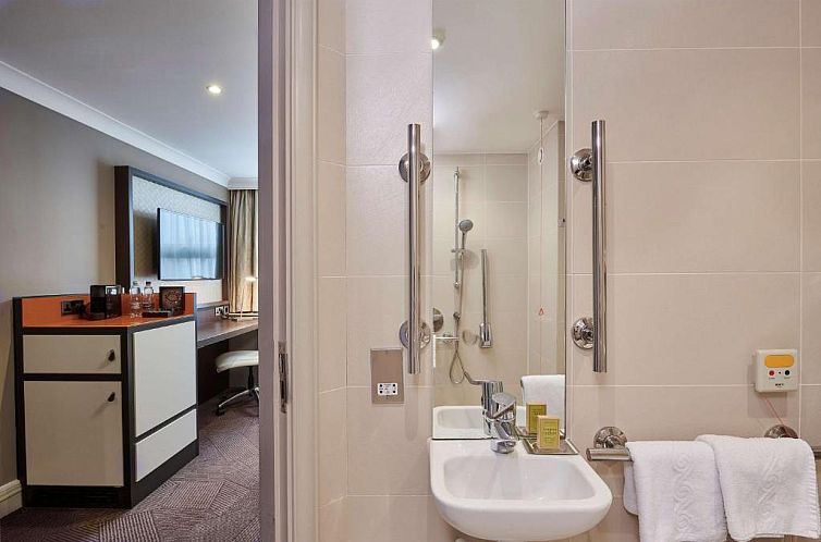 DoubleTree by Hilton London Ealing