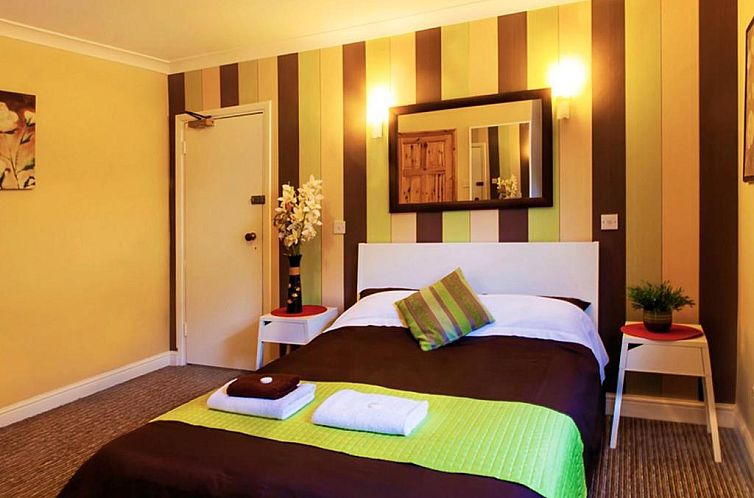 Hotel 261