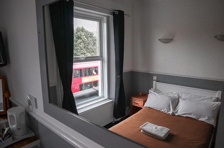 Hotel 261