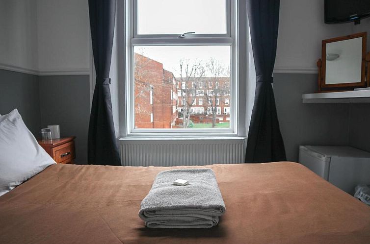 Hotel 261