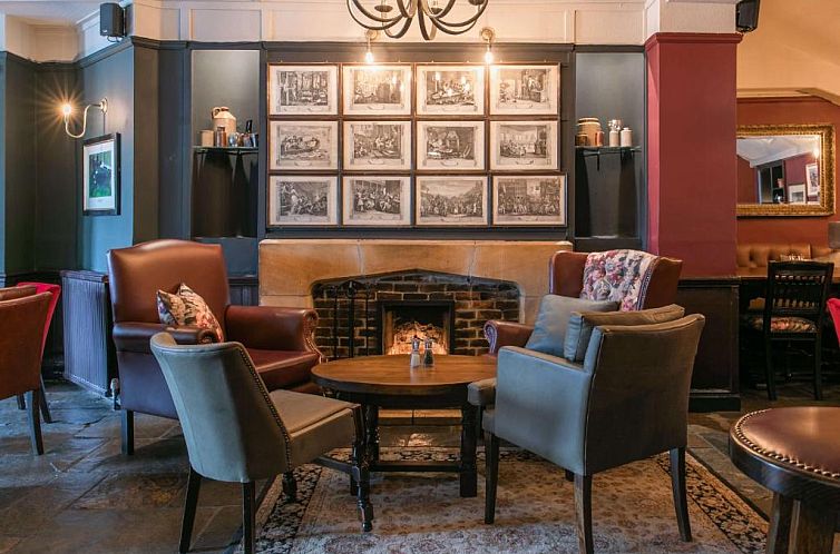 Rose And Crown Hotel