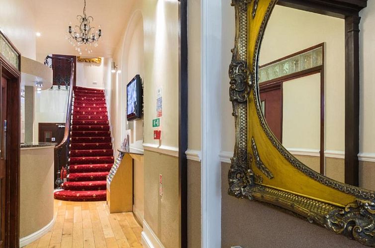 Notting Hill Gate Hotel