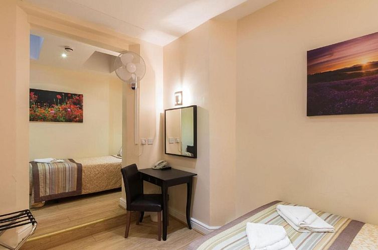 Notting Hill Gate Hotel