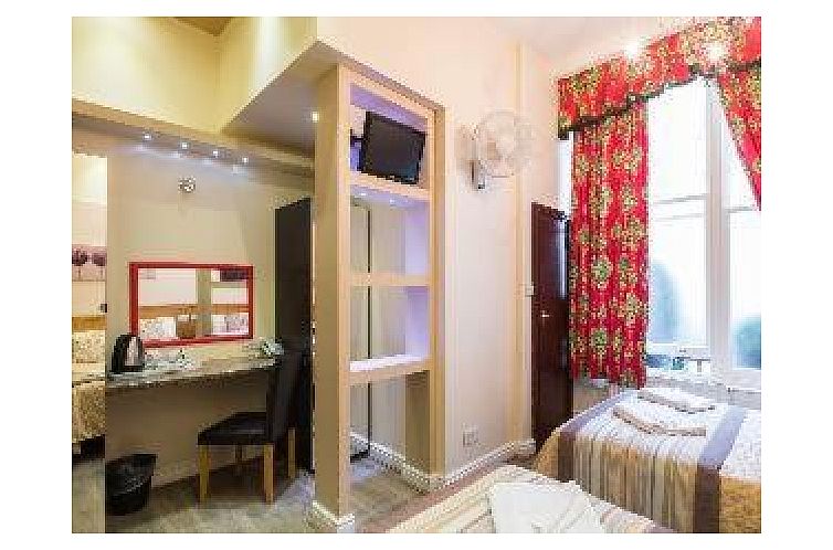 Notting Hill Gate Hotel