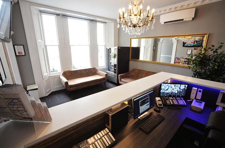 The 29 London - FKA Airways Hotel Victoria