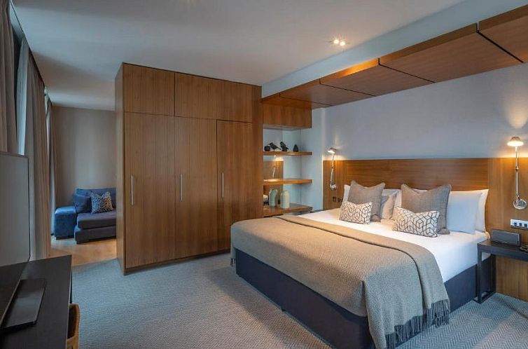 Apex London Wall Hotel