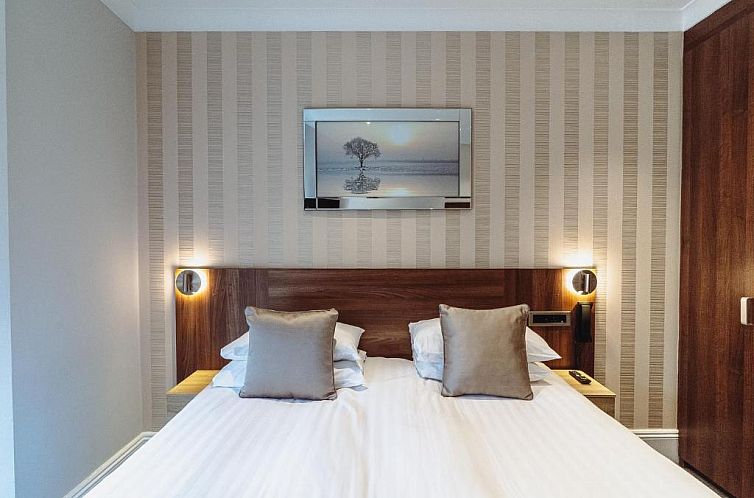 London House Hotel