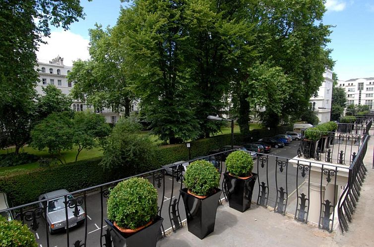 London House Hotel