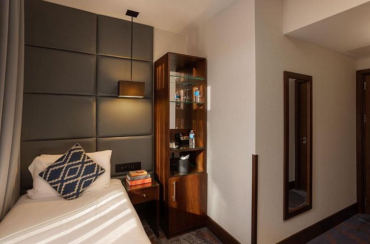 The Chilworth London Paddington