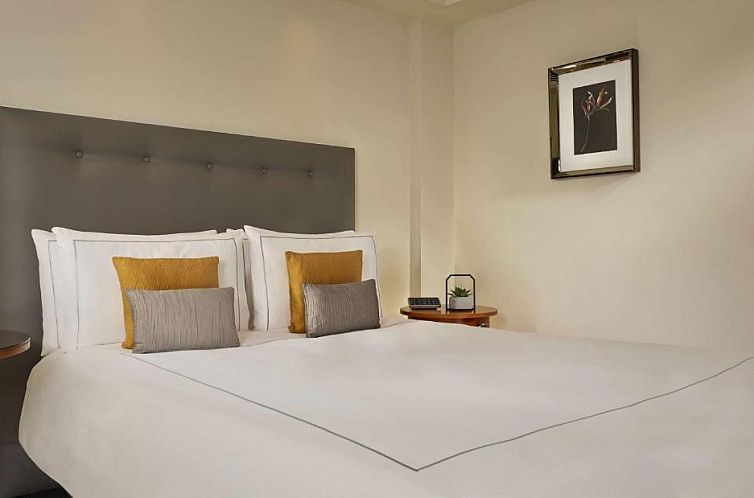 Park Plaza Victoria London