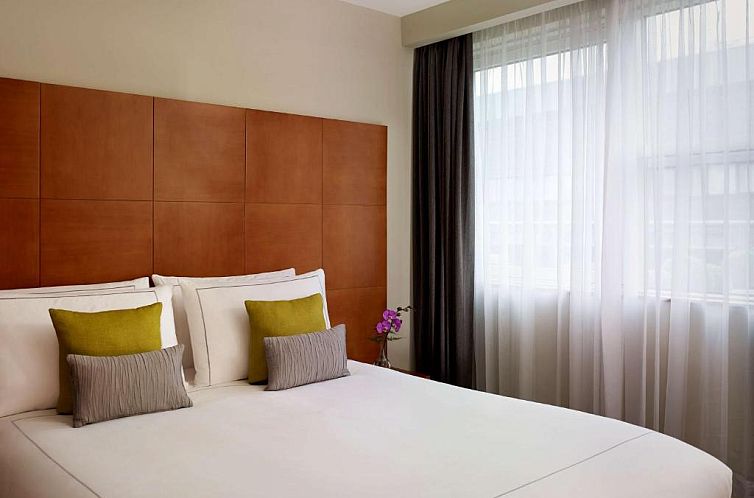 Park Plaza Victoria London