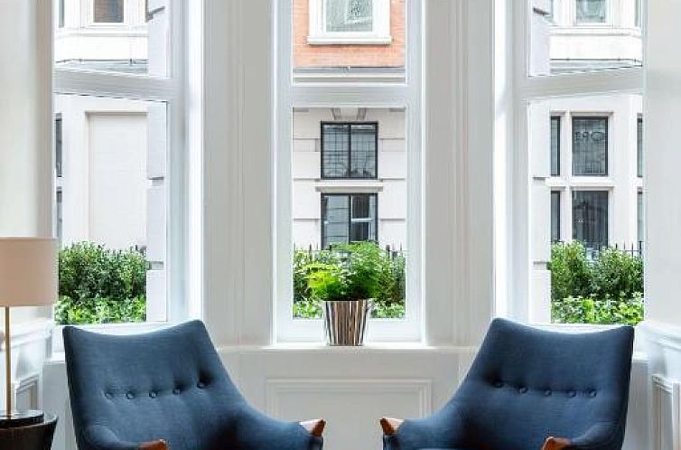 Radisson Blu Edwardian Kenilworth Hotel, London