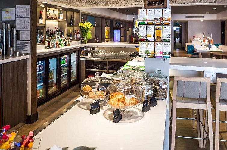 Holiday Inn London Camden Lock, an IHG Hotel