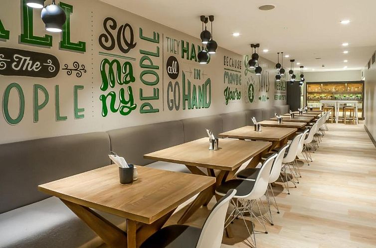 Holiday Inn London Camden Lock, an IHG Hotel