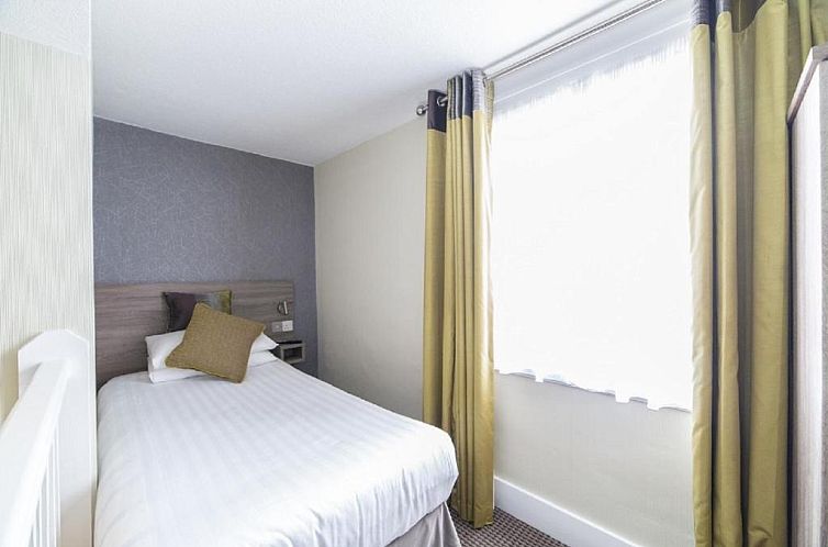 Phoenix Hotel