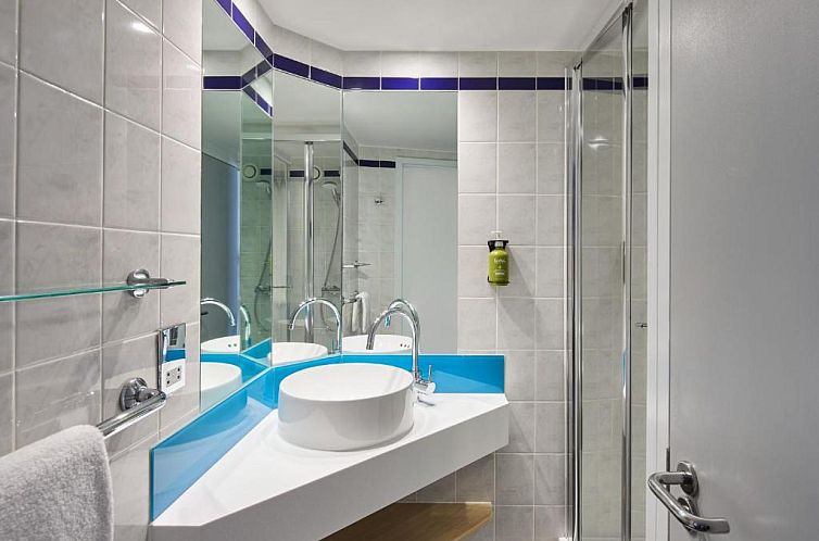 Holiday Inn Express London Limehouse, an IHG Hotel