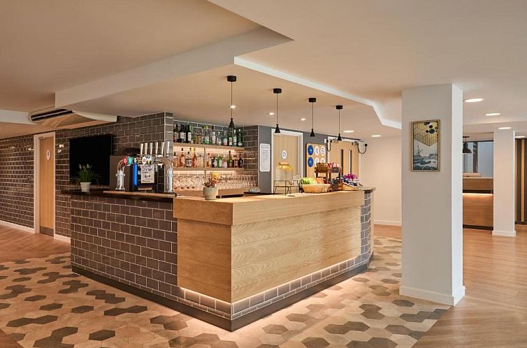 Holiday Inn Express London Limehouse, an IHG Hotel