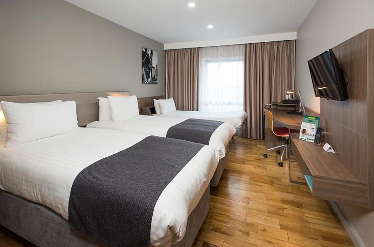 Holiday Inn London West, an IHG Hotel